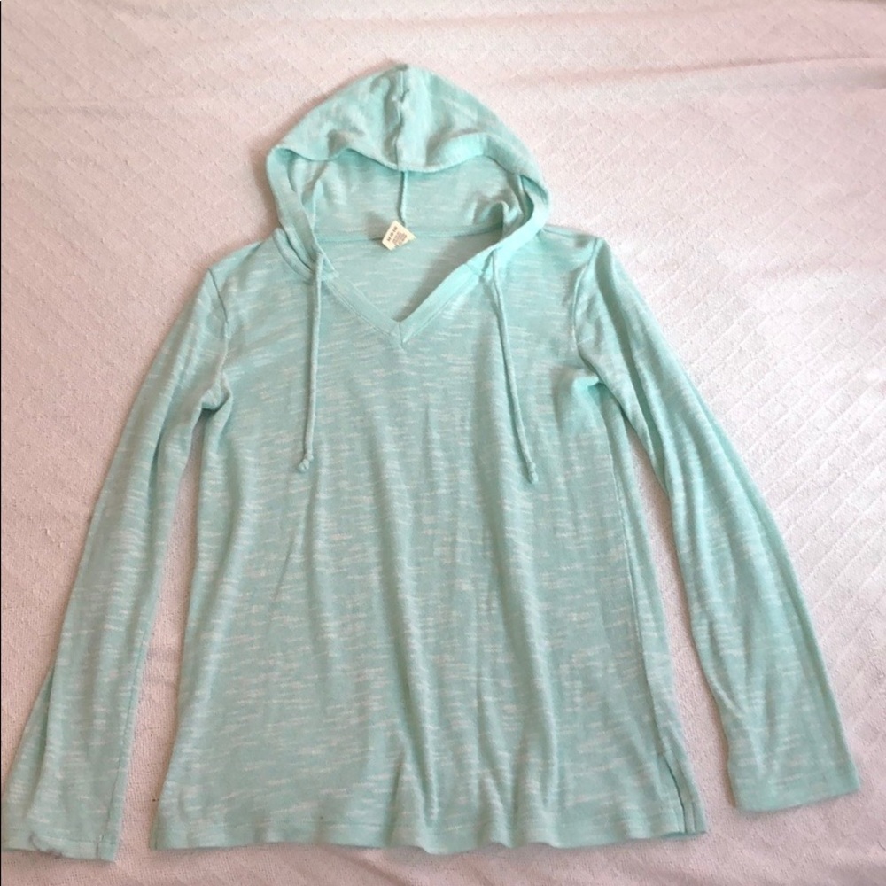 ⭐️ NWOT Mint Knit Pullover Hooded Sweater